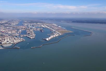 Photomontage de la chatière au port du Havre - Agrandir l'image, fenêtre modale